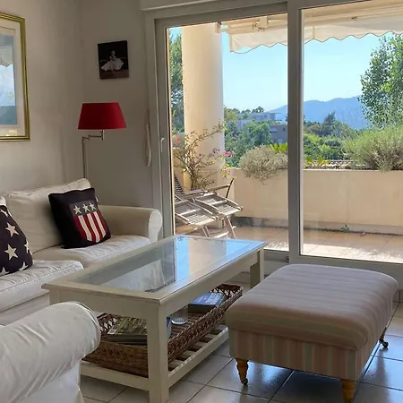 2 Pieces Avec Terrasse Et Piscine - 4 Pers - - Fr-1-609-111 아파트 *